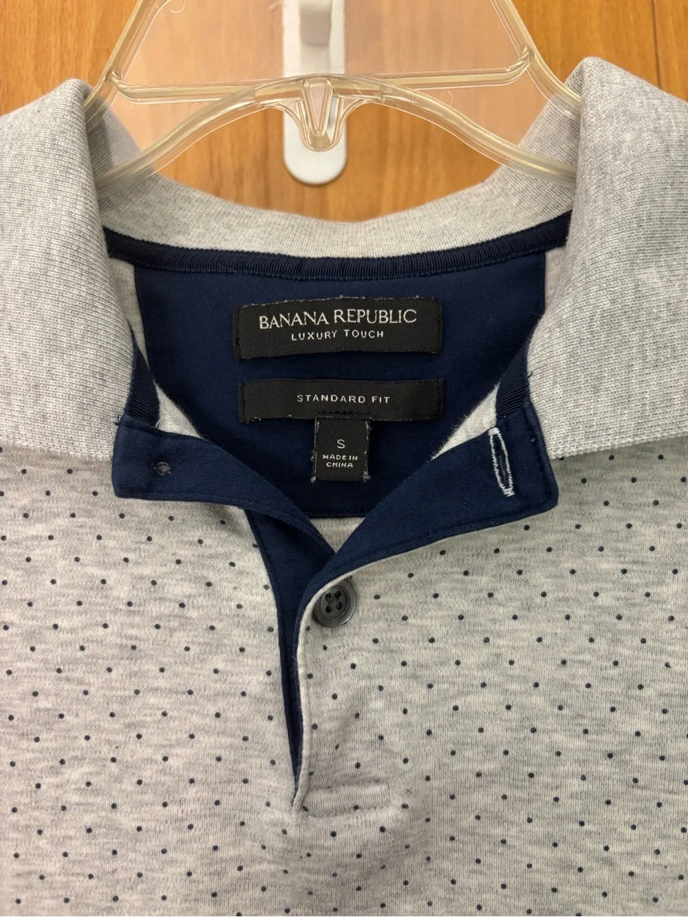 BANANA REPUBLIC Luxury Touch Mens Light Grey Blue Dots Polo Standard Fit Size S